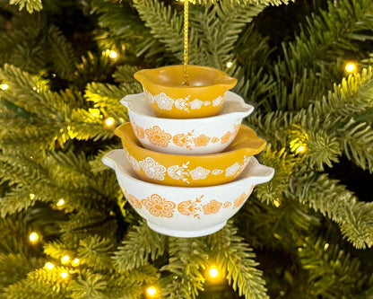 Miniature Cinderella Bowl Stack Ornament - Retro Kitchen Christmas Decor